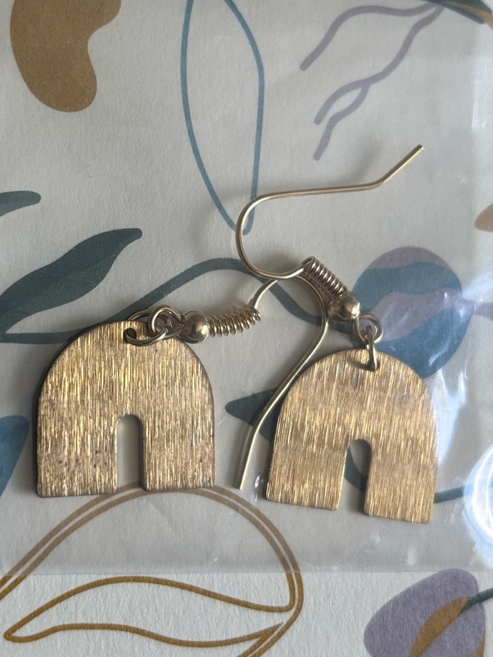 Hand Crafted 70s Mod Gold-tone Brass/metal Textured Arch Earrings